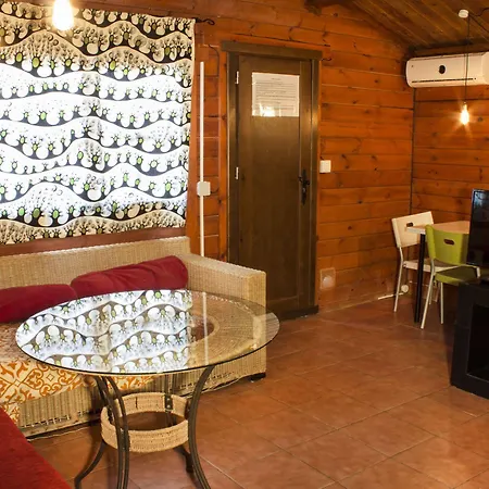 Fuente Del Lobo Glamping & - Adults Only 3*