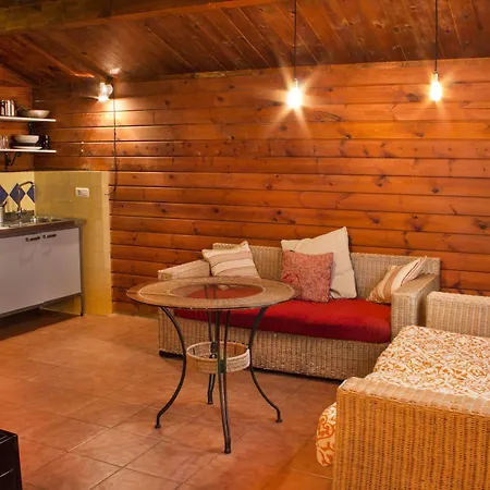 캠프장 Fuente Del Lobo Glamping & - Adults Only 3*